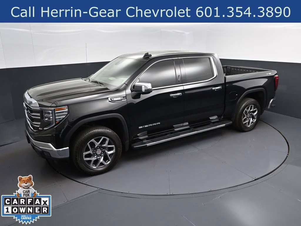 2023 Onyx Black GMC Sierra 1500 SLT 4X4 Truck