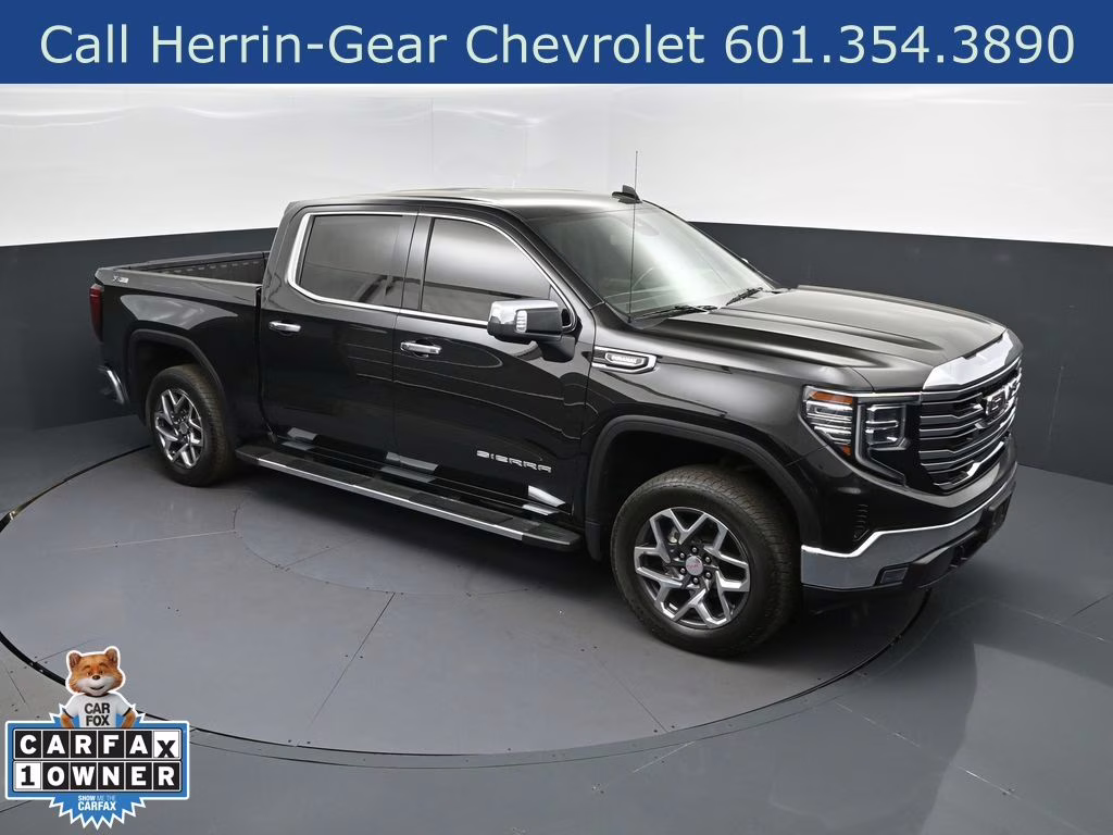 2023 Onyx Black GMC Sierra 1500 SLT 4X4 Truck