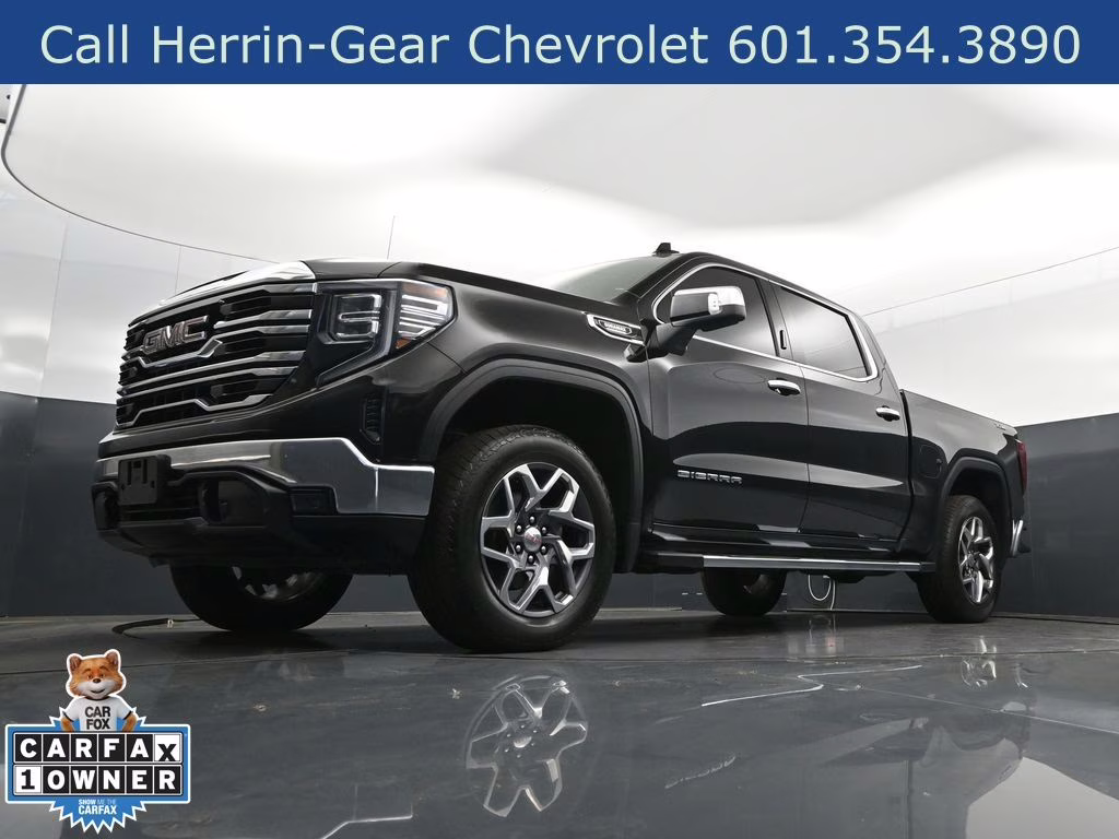 2023 Onyx Black GMC Sierra 1500 SLT 4X4 Truck