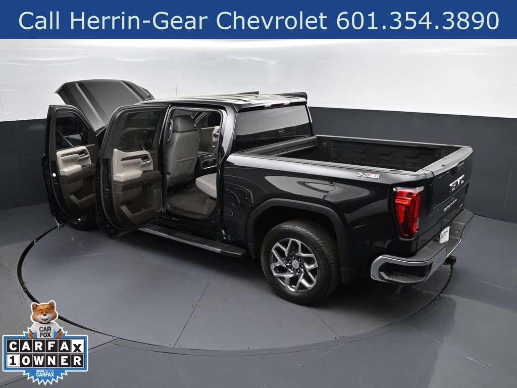 2023 Onyx Black GMC Sierra 1500 SLT 4X4 Truck