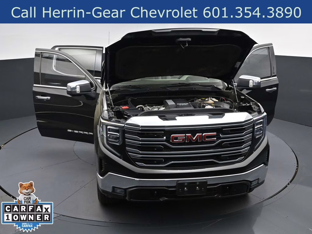 2023 Onyx Black GMC Sierra 1500 SLT 4X4 Truck
