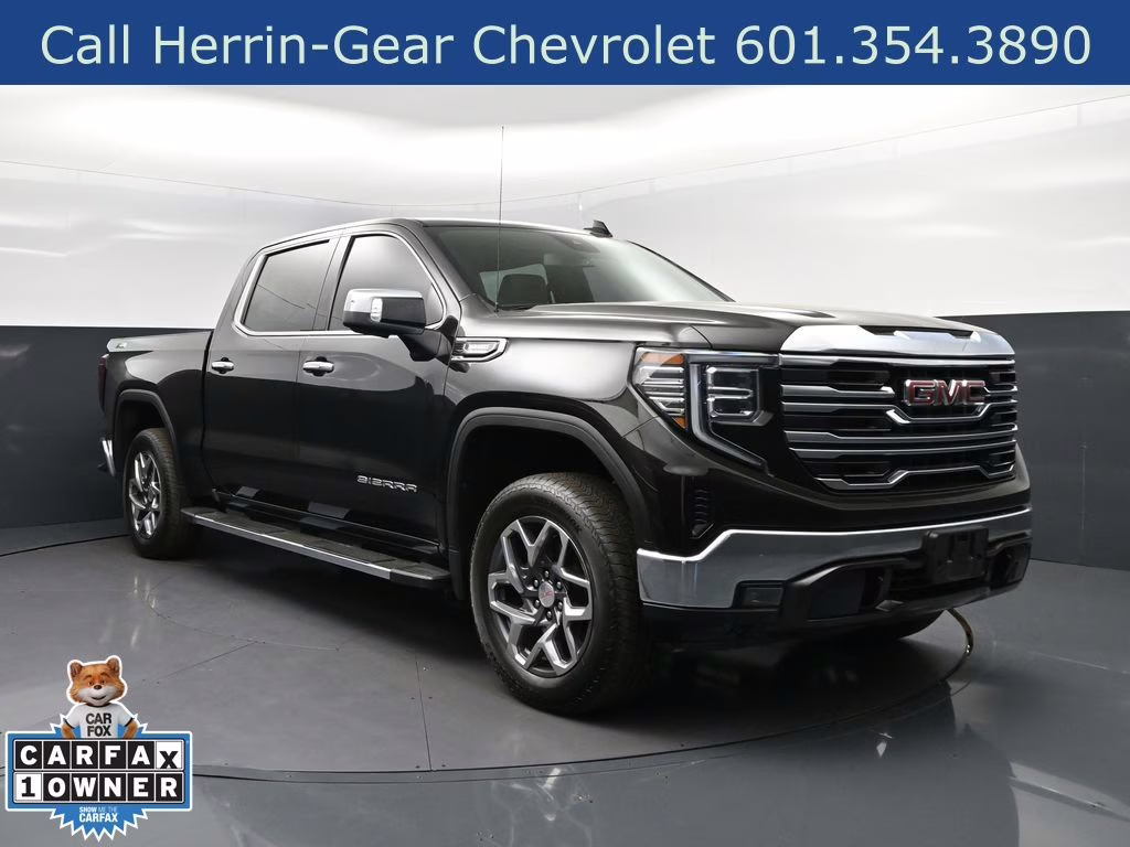 2023 Onyx Black GMC Sierra 1500 SLT 4X4 Truck