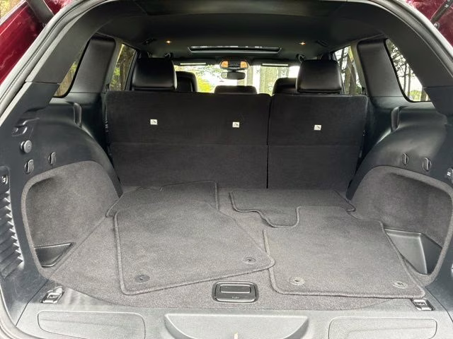 2020 Velvet Red Pearlcoat Jeep Grand Cherokee Limited RWD SUV