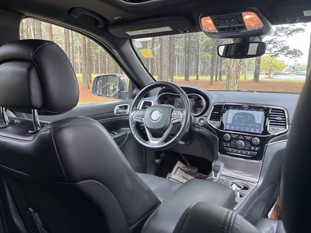 2020 Velvet Red Pearlcoat Jeep Grand Cherokee Limited RWD SUV