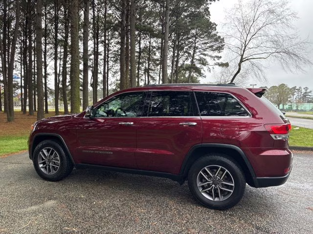 2020 Velvet Red Pearlcoat Jeep Grand Cherokee Limited RWD SUV