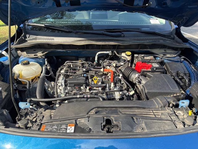 2022 Blue Metallic Ford Escape SE FWD SUV