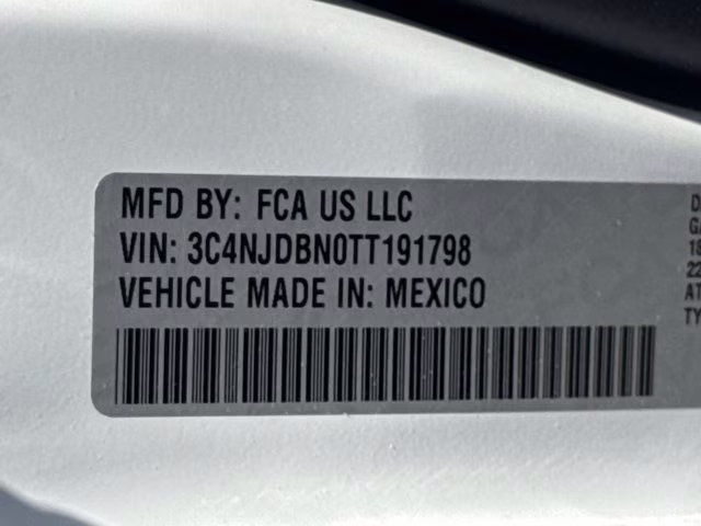 2026 Bright White Clearcoat Jeep Compass Latitude Altitude 4X4 SUV