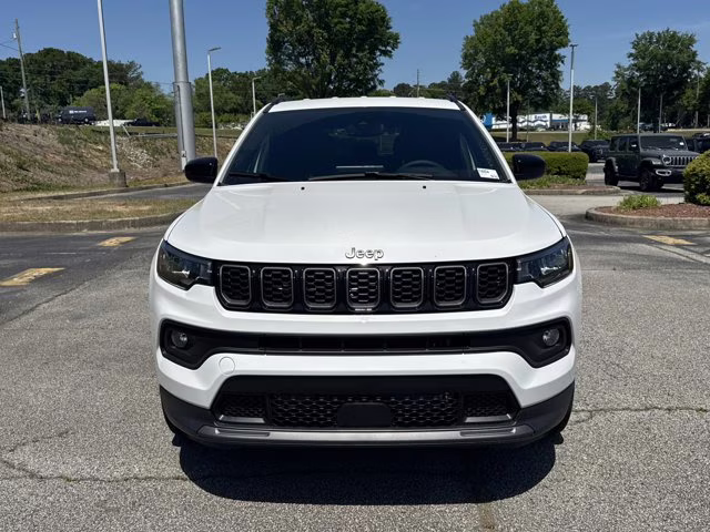 2026 Bright White Clearcoat Jeep Compass Latitude Altitude 4X4 SUV