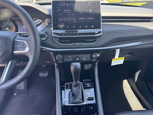 2026 Bright White Clearcoat Jeep Compass Latitude Altitude 4X4 SUV