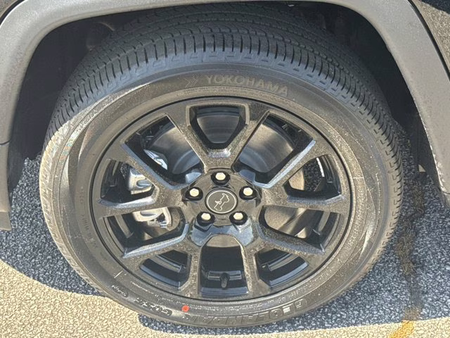 2026 Diamond Black Crystal Pearlcoat Jeep Compass Latitude Altitude 4X4 SUV