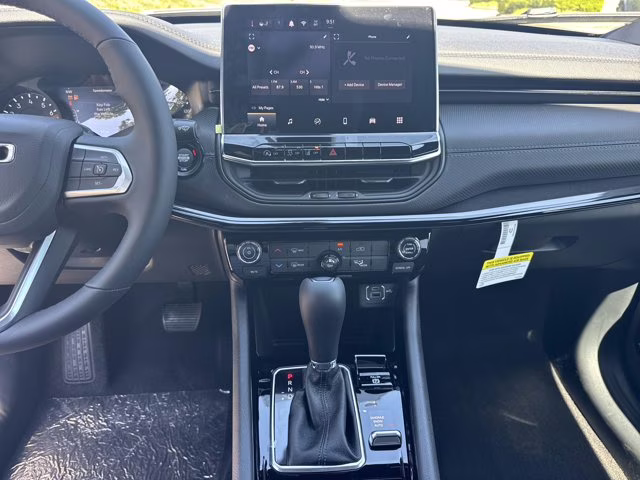 2026 Bright White Clearcoat Jeep Compass Latitude Altitude 4X4 SUV