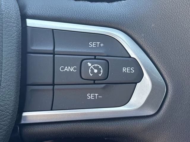 2026 Hydro Blue Pearlcoat Jeep Compass Latitude Altitude 4X4 SUV