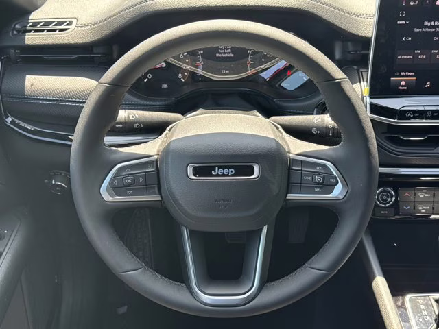 2026 Bright White Clearcoat Jeep Compass Latitude Altitude 4X4 SUV