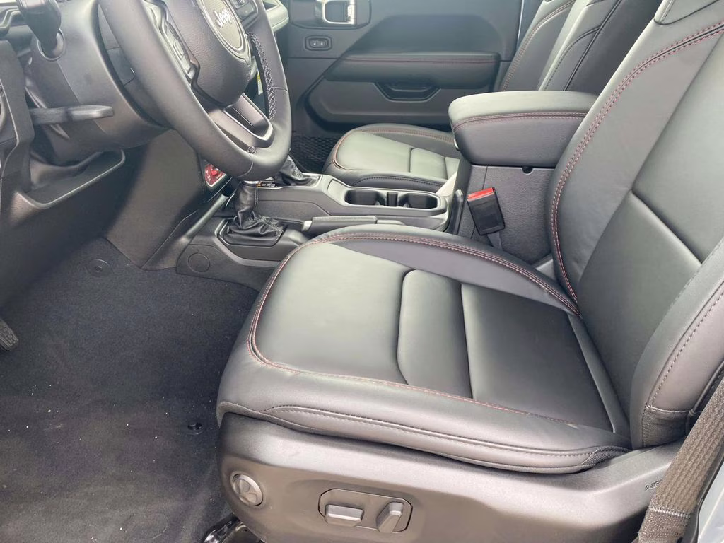 2026 Anvil Clearcoat Jeep Gladiator Rubicon X 4X4 Truck