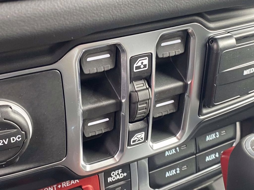 2026 Anvil Clearcoat Jeep Gladiator Rubicon X 4X4 Truck