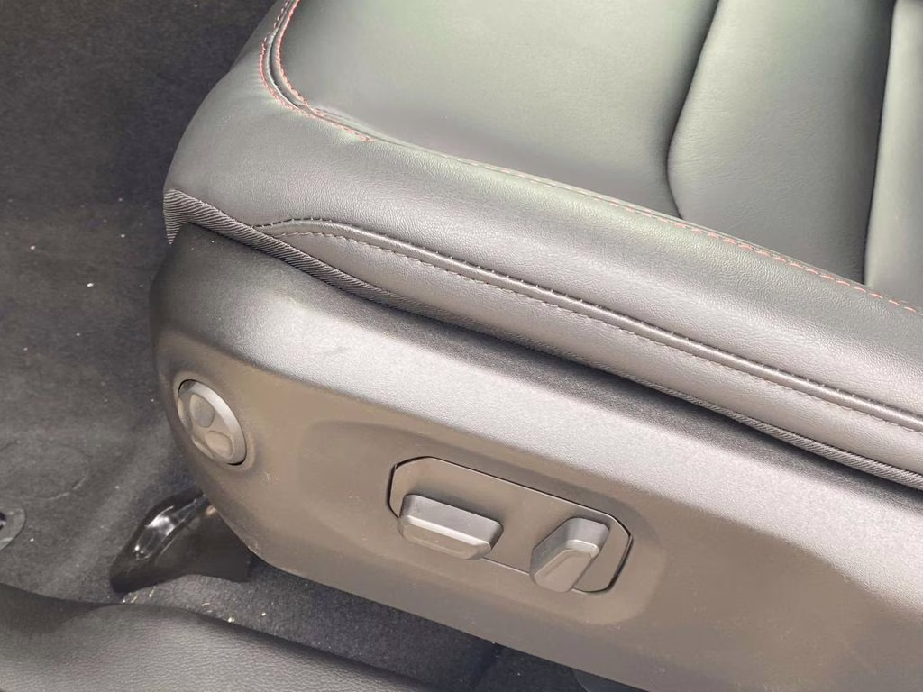 2026 Anvil Clearcoat Jeep Gladiator Rubicon X 4X4 Truck