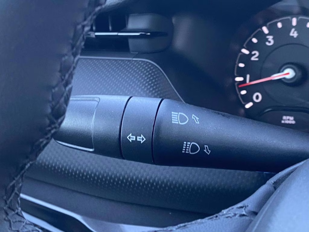 2026 Diamond Black Crystal Pearlcoat Jeep Compass Latitude Altitude 4X4 SUV