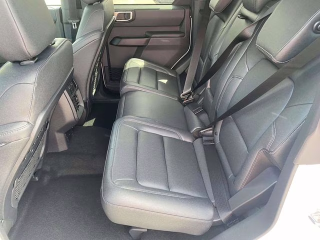 2026 Oxford White Ford Bronco Big Bend 4X4 SUV