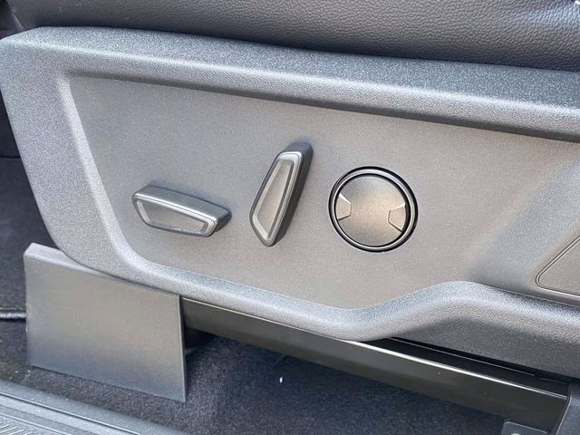 2026 Avalanche Ford Bronco Outer Banks 4X4 SUV