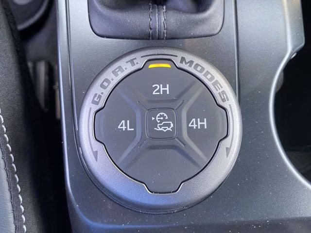 2026 Avalanche Ford Bronco Outer Banks 4X4 SUV