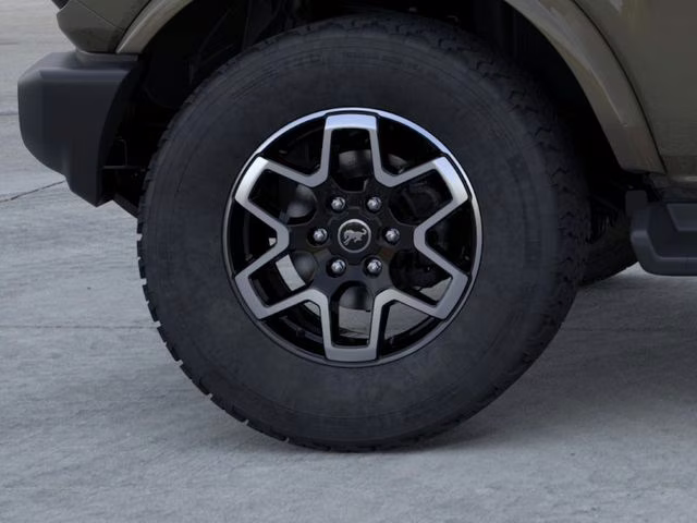 2026 Gray Ford Bronco Outer Banks 4X4 SUV