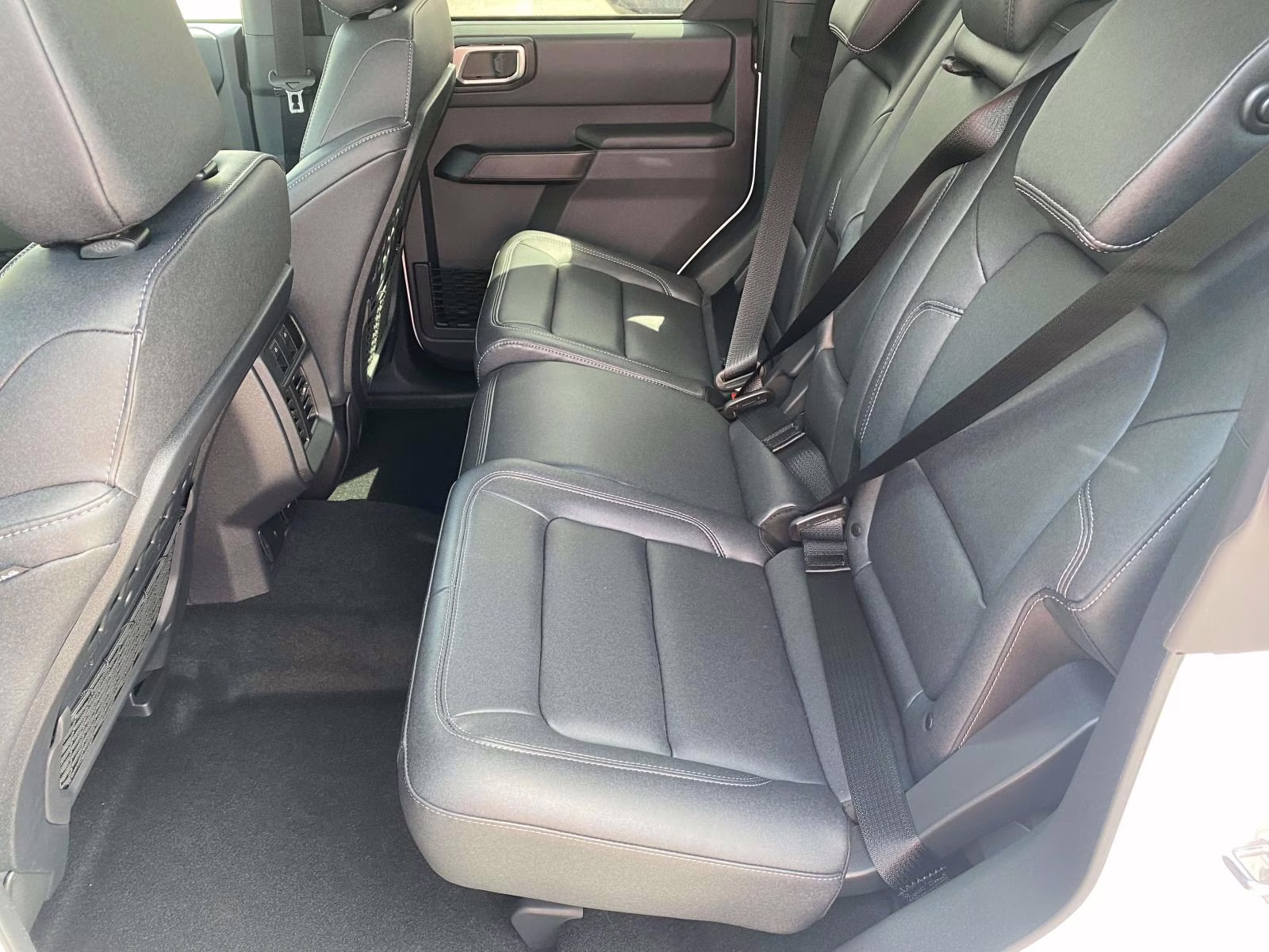 2026 Oxford White Ford Bronco Big Bend 4X4 SUV