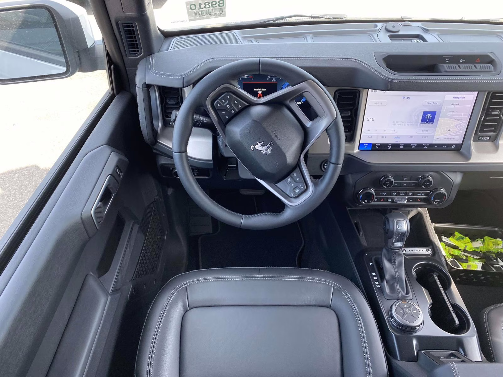 2026 Avalanche Ford Bronco Outer Banks 4X4 SUV