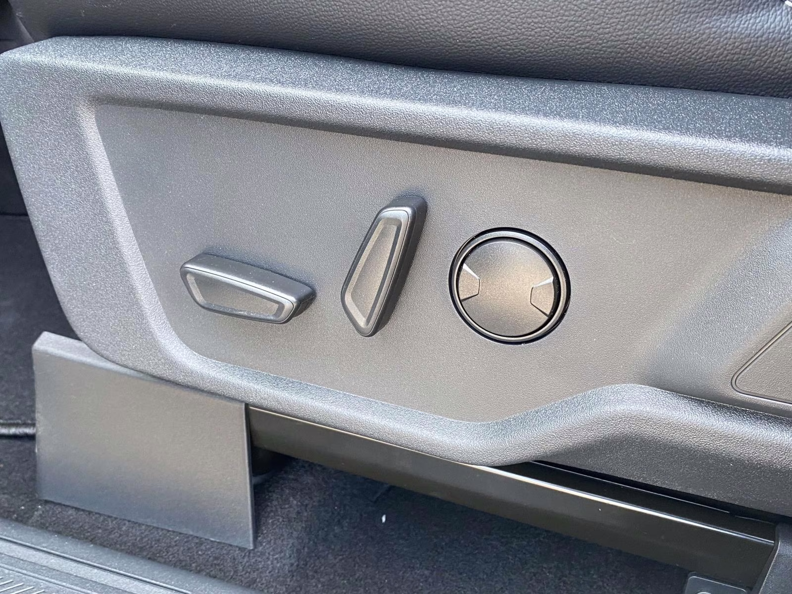 2026 Avalanche Ford Bronco Outer Banks 4X4 SUV