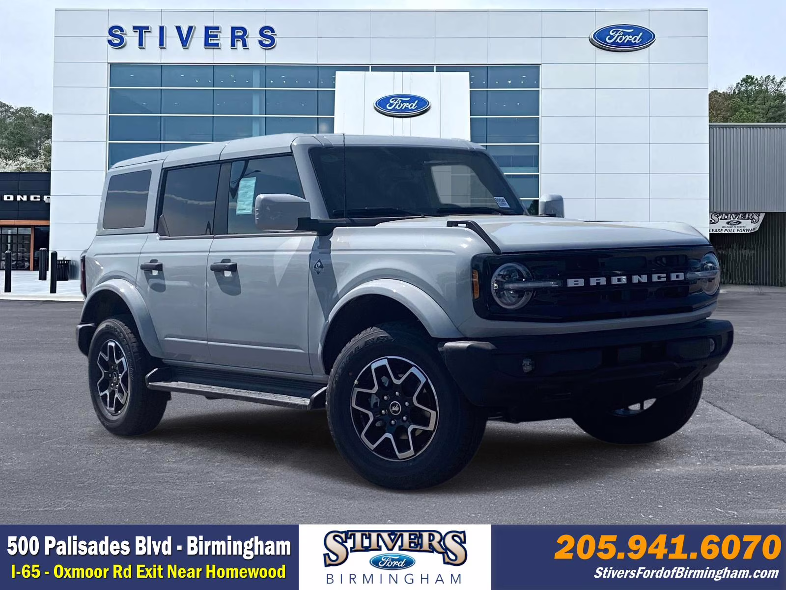 2026 Avalanche Ford Bronco Outer Banks 4X4 SUV