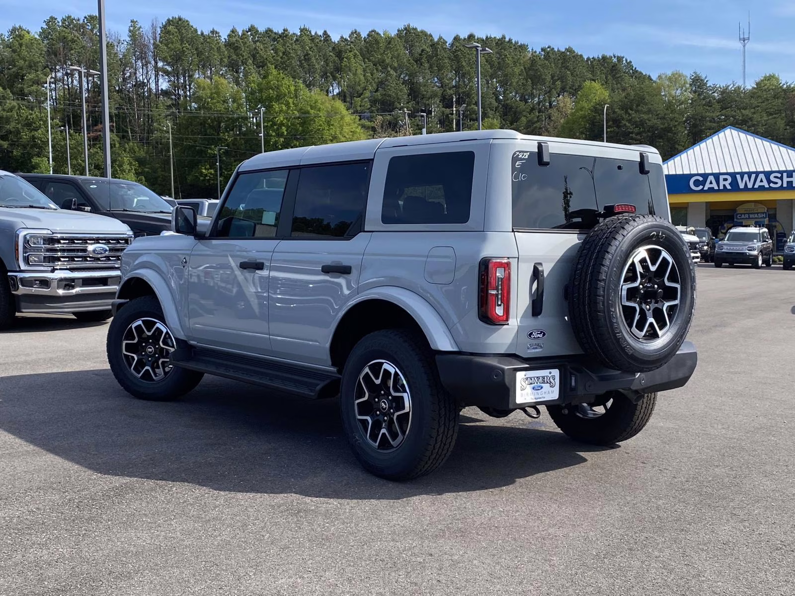 2026 Avalanche Ford Bronco Outer Banks 4X4 SUV