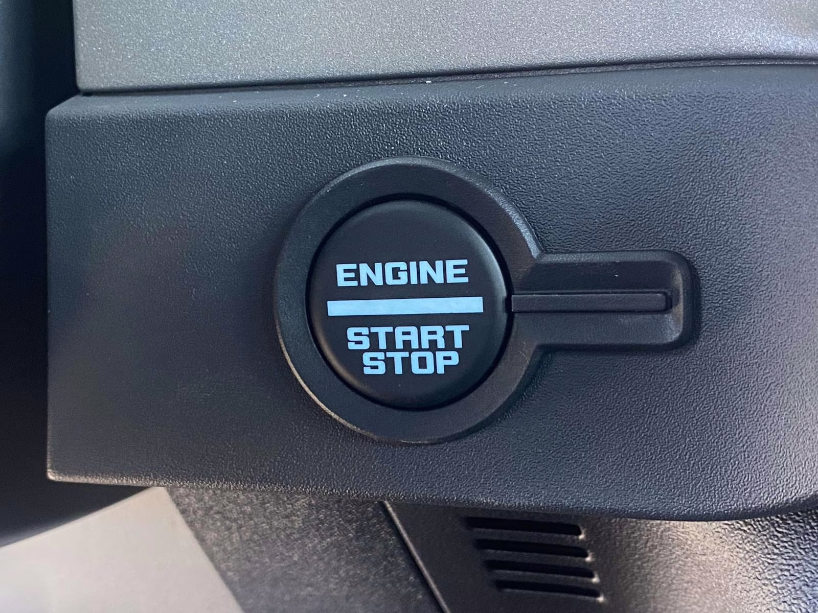 2026 Avalanche Ford Bronco Outer Banks 4X4 SUV