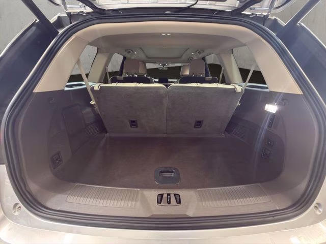 2024 Silver Radiance Metallic Clearcoat Lincoln Aviator Reserve AWD SUV