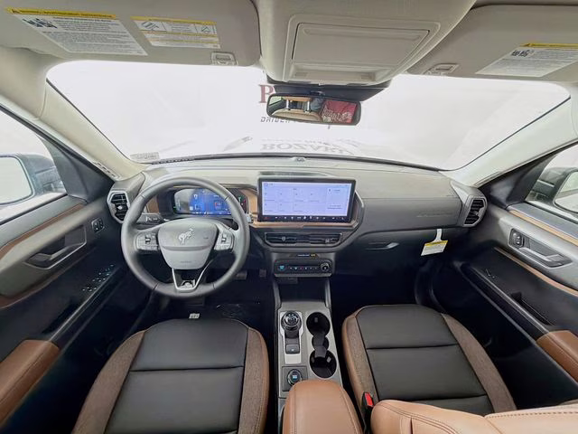 2026 Space White Metallic Ford Bronco Sport Outer Banks 4X4 SUV