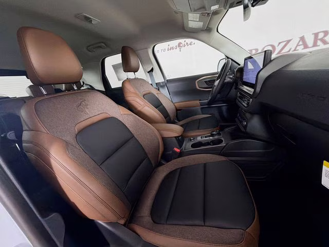 2026 Space White Metallic Ford Bronco Sport Outer Banks 4X4 SUV