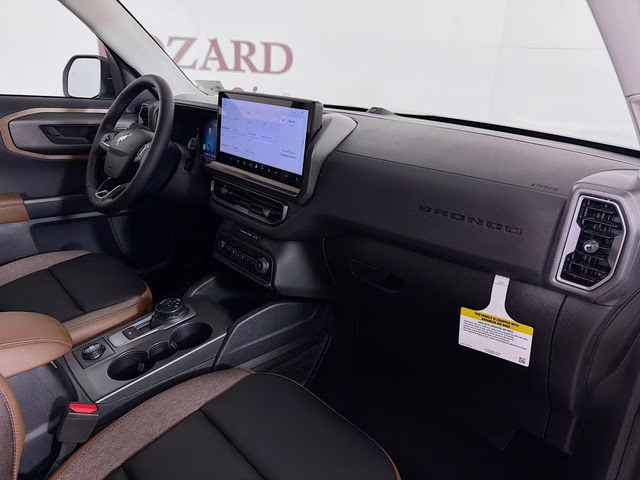 2026 Space White Metallic Ford Bronco Sport Outer Banks 4X4 SUV