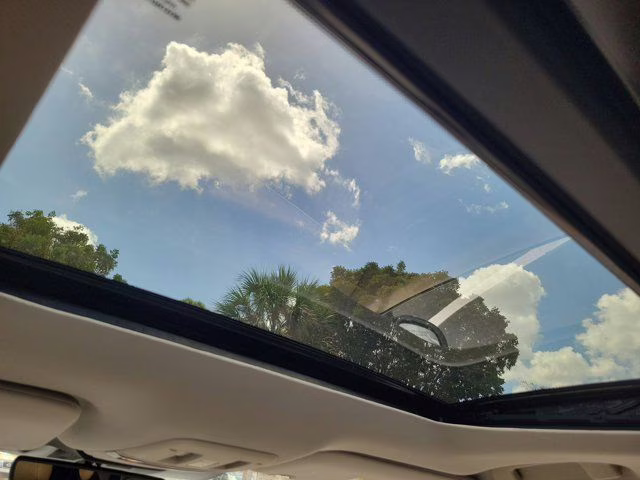 2026 White / Black Nissan Murano Platinum AWD SUV