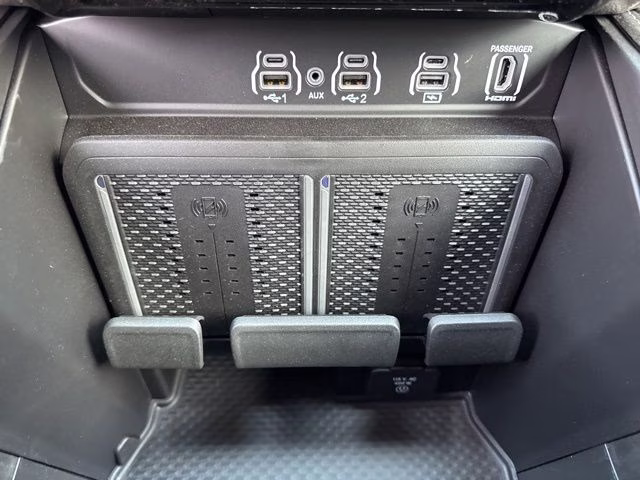 2026 Crystal Metallic Ram 2500 Limited 4X4 Truck