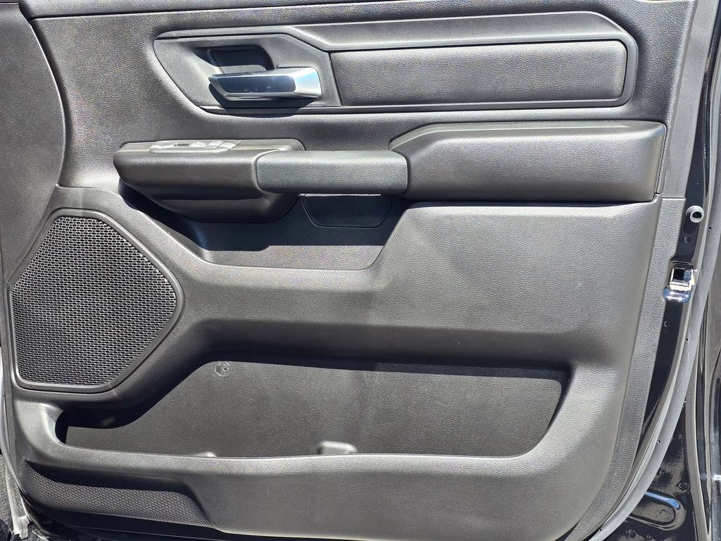 2026 Diamond Black Crystal Pearlcoat Ram 1500 Warlock 4X4 Truck