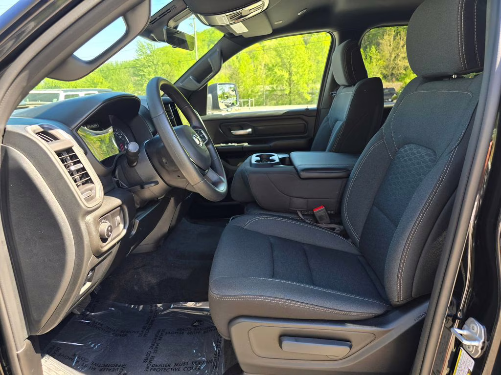 2026 Diamond Black Crystal Pearlcoat Ram 1500 Warlock 4X4 Truck