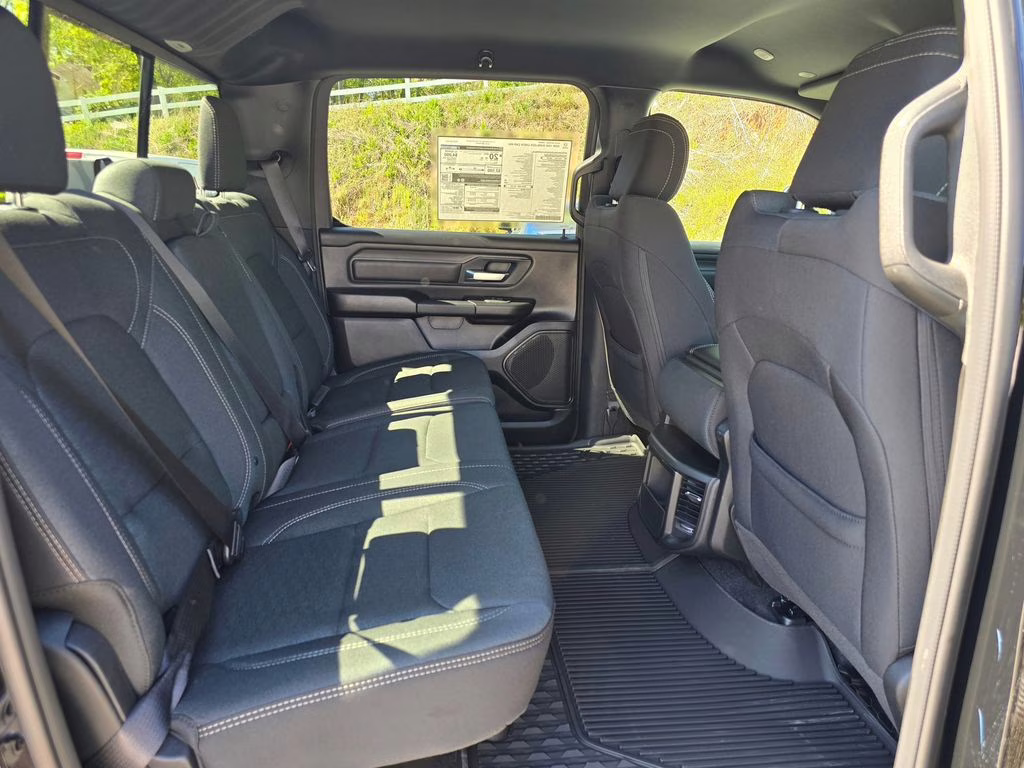 2026 Diamond Black Crystal Pearlcoat Ram 1500 Warlock 4X4 Truck