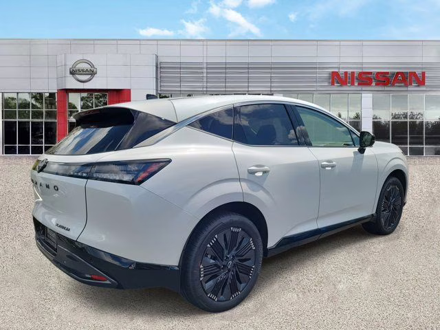 2026 Everest White Pearl Tricoat Nissan Murano Platinum AWD SUV