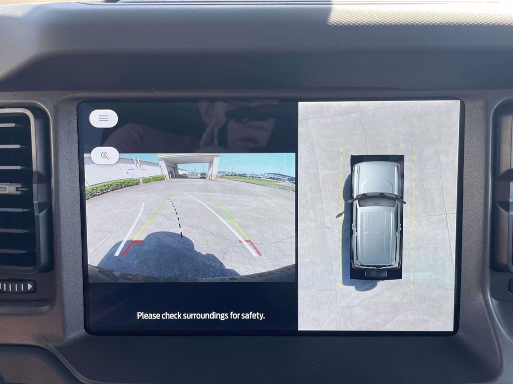 2026 Grey Ford Bronco Badlands 4X4 SUV