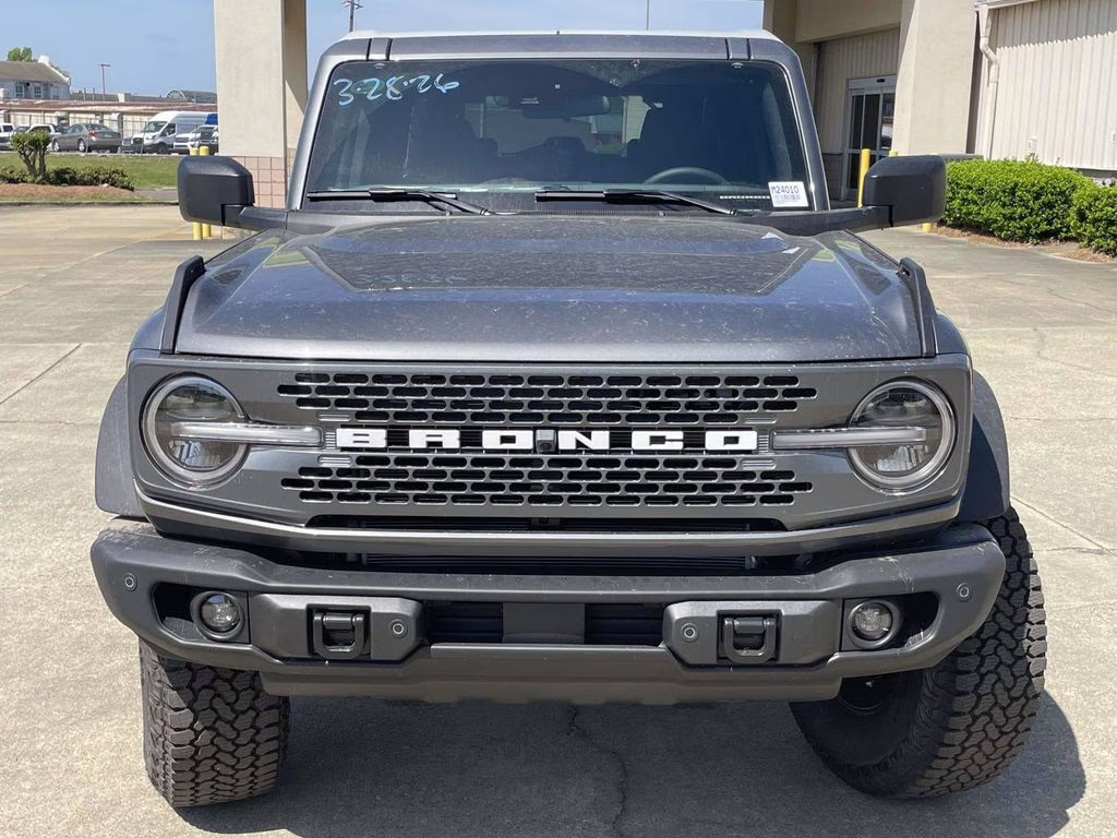 2026 Grey Ford Bronco Badlands 4X4 SUV