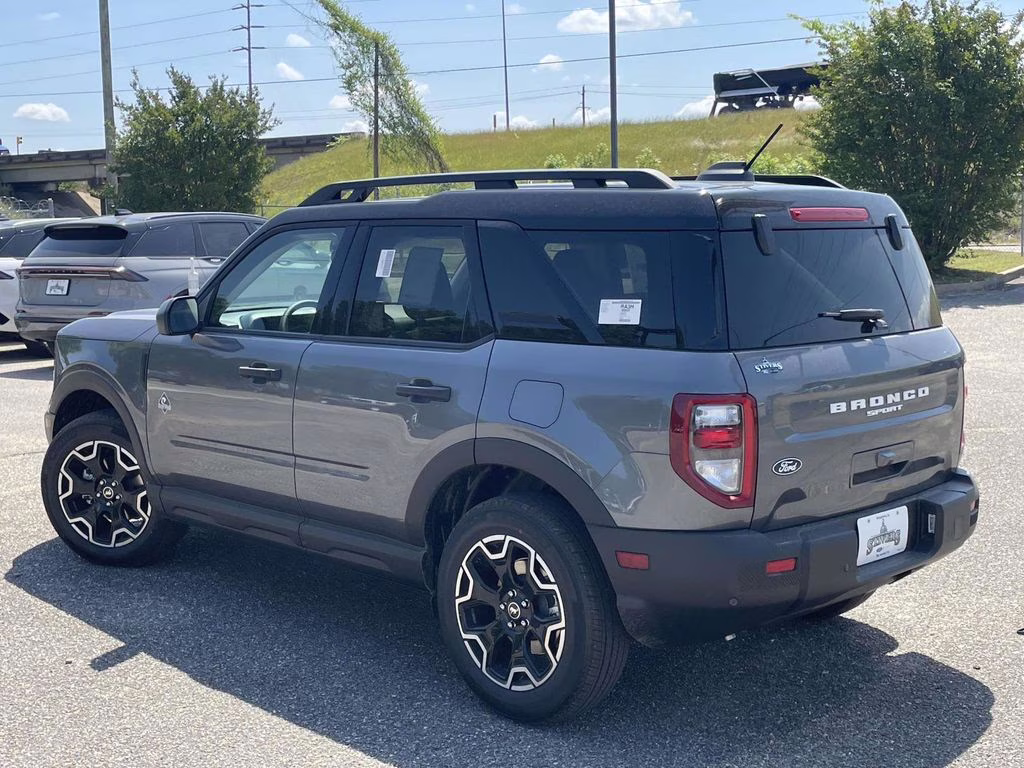 2026 Carbonized Gray Metallic Ford Bronco Sport Outer Banks 4X4 SUV
