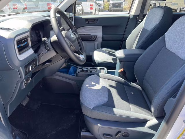 2025 Oxford White Ford Maverick XLT AWD Truck