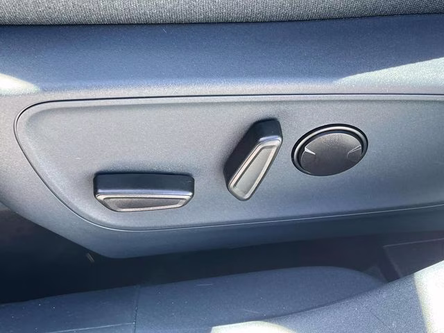 2025 Oxford White Ford Maverick XLT AWD Truck