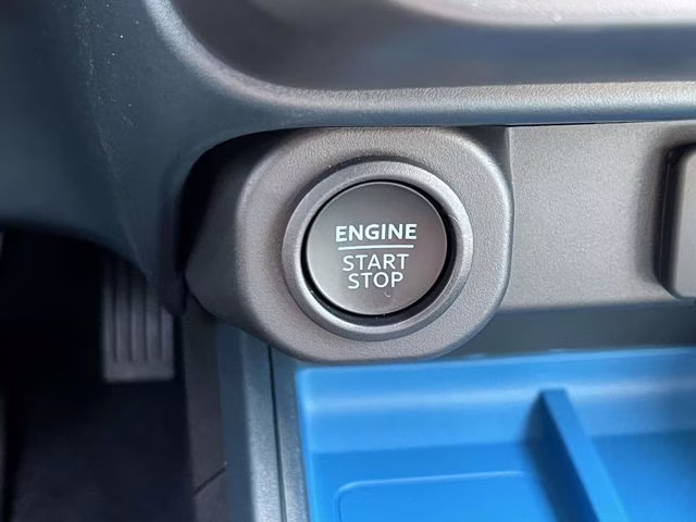 2025 Oxford White Ford Maverick XLT AWD Truck