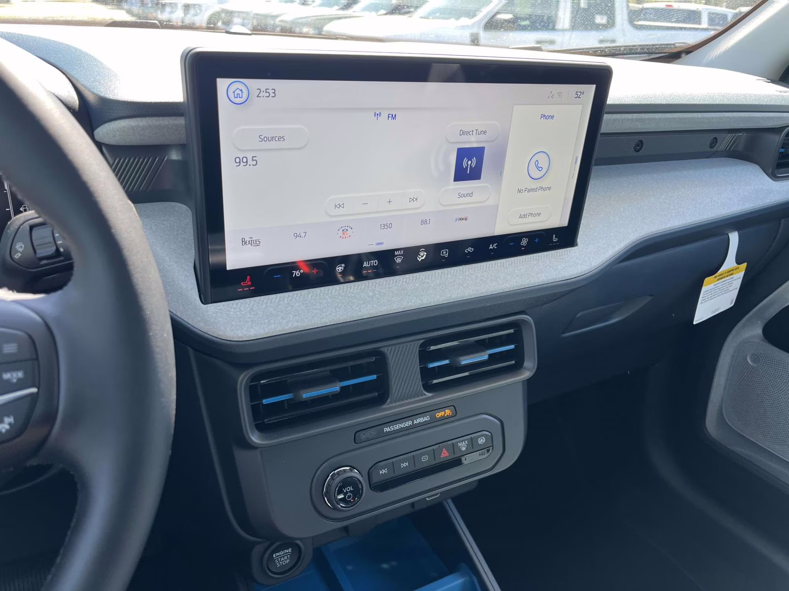 2025 Oxford White Ford Maverick XLT AWD Truck