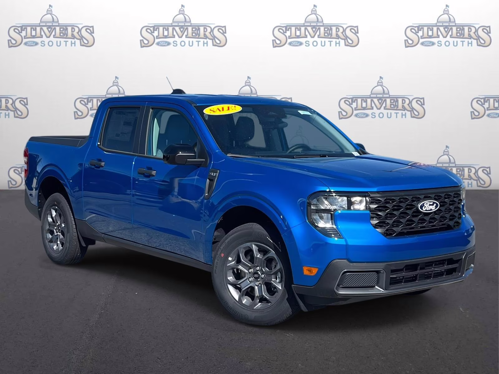 2025 Blue Ford Maverick XLT AWD Truck