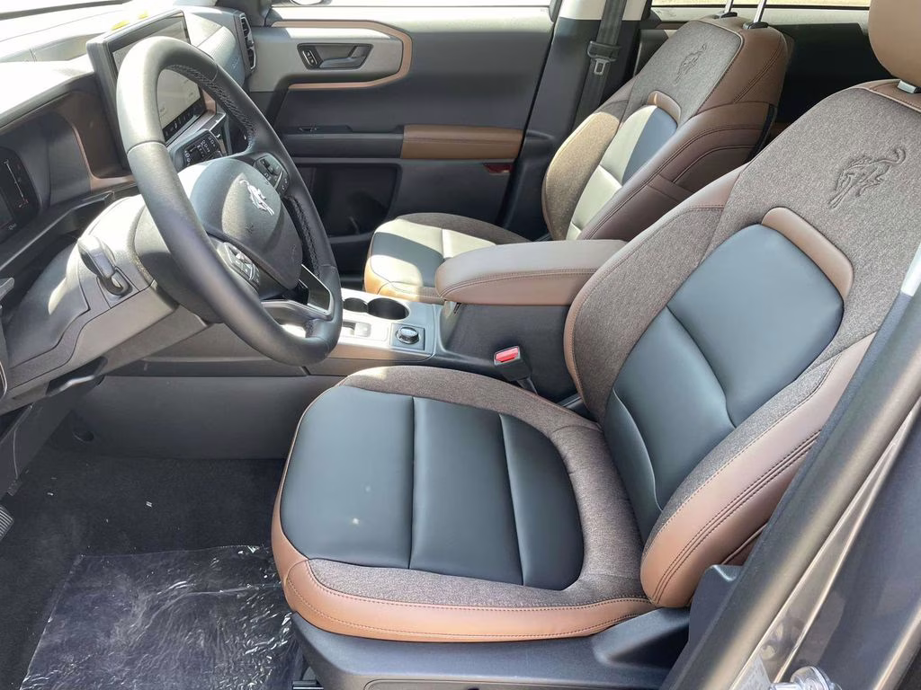 2026 Carbonized Gray Metallic Ford Bronco Sport Outer Banks 4X4 SUV